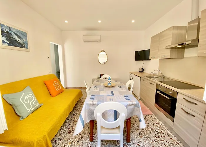 Petlyapartments #12 * 벨레지아아지마리나